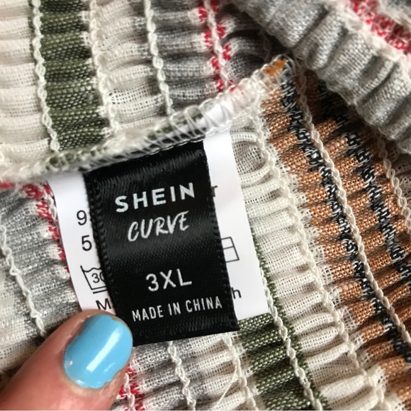 Shein Multi-Colored Curve Ruffle Cinch Crop Top, EUC, 3XL - Picture 10 of 11